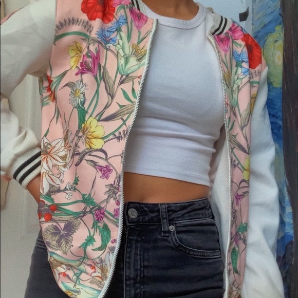 Floral zip up jacket - Picture 1 of 5
